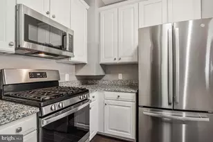 8045 Gatehouse Rd, Falls Church, VA 22042 - Photo 12