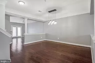 8045 Gatehouse Rd, Falls Church, VA 22042 - Photo 6