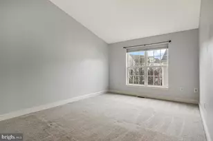 8045 Gatehouse Rd, Falls Church, VA 22042 - Photo 16