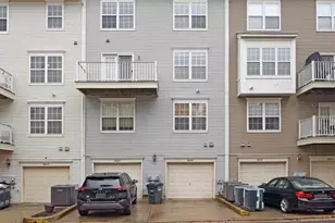 8045 Gatehouse Rd, Falls Church, VA 22042 - Photo 32