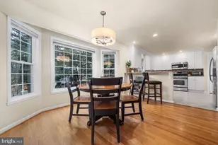 2784 Devonshire Garden Ct, Falls Church, VA 22042 - Photo 12