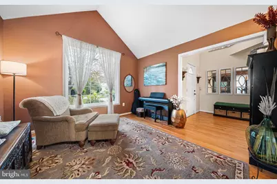 2784 Devonshire Garden Court, Falls Church, VA 22042 - Photo 8