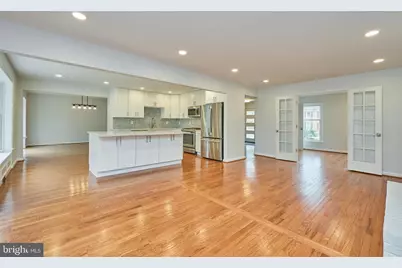 6218 Homespun Lane, Falls Church, VA 22044 - Photo 8