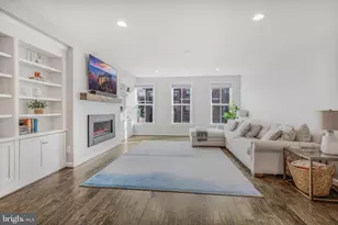 9317 Lemon Mint Ct, Fairfax, VA 22031 - Photo 12