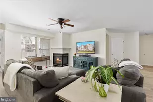 7502 Calderon Ct, Alexandria, VA 22306 - Photo 8