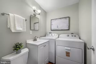 5822 Burke Manor Ct, Burke, VA 22015 - Photo 20