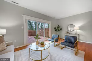 5822 Burke Manor Ct, Burke, VA 22015 - Photo 16