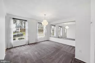 10302 Steamboat Landing Ln, Burke, VA 22015 - Photo 10