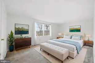 10302 Steamboat Landing Ln, Burke, VA 22015 - Photo 22