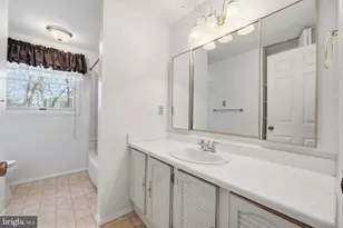 10302 Steamboat Landing Ln, Burke, VA 22015 - Photo 24