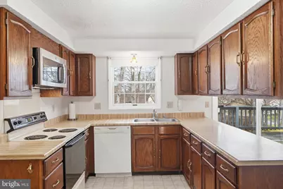 10302 Steamboat Landing Lane, Burke, VA 22015 - Photo 12