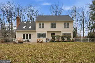 8656 Tuttle Rd, Springfield, VA 22152 - Photo 32