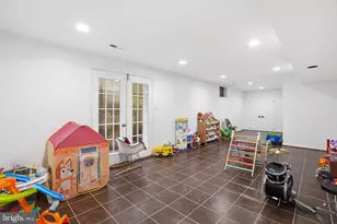 8656 Tuttle Rd, Springfield, VA 22152 - Photo 26