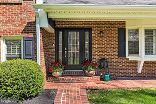 6221 Ballsford Dr, Fairfax Station, VA 22039 - Photo 6