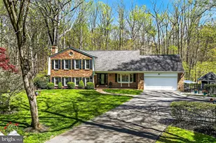 6221 Ballsford Dr, Fairfax Station, VA 22039 - Photo 1