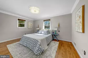 8706 Braeburn Dr, Annandale, VA 22003 - Photo 22