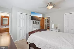 13501 King Charles Dr, Chantilly, VA 20151 - Photo 44