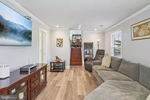 13501 King Charles Dr, Chantilly, VA 20151 - Photo 6