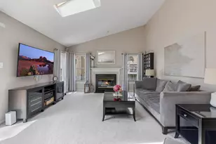 14805 Hartlaub Ct, Centreville, VA 20120 - Photo 16