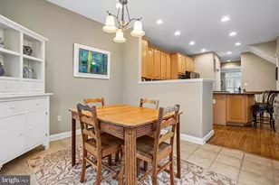 4201 Lower Park Dr, Fairfax, VA 22030 - Photo 12