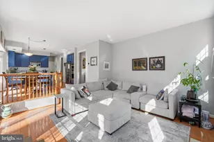 5012 Whisper Willow Dr, Fairfax, VA 22030 - Photo 8