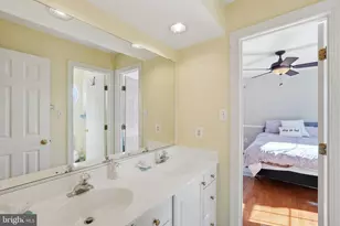 5012 Whisper Willow Dr, Fairfax, VA 22030 - Photo 18