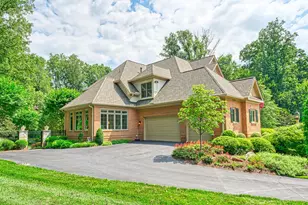 10914 Shallow Creek Dr, Great Falls, VA 22066 - Photo 2