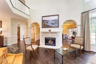 10914 Shallow Creek Dr, Great Falls, VA 22066 - Photo 6