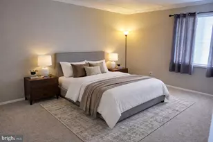 2624 Redcoat Dr, Alexandria, VA 22303 - Photo 4