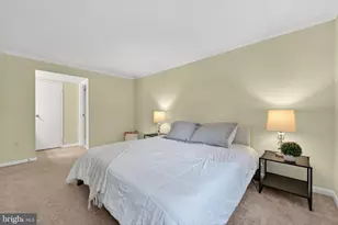 11735 Ledura Ct, Reston, VA 20191 - Photo 12