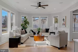 14700 Cranoke St, Centreville, VA 20120 - Photo 8