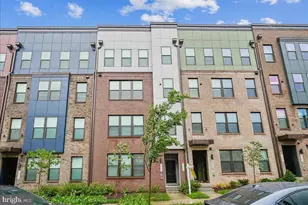 4619 Olivine Dr, Chantilly, VA 20151 - Photo 1