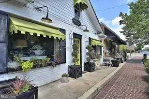 370 Holmes Dr NW, Vienna, VA 22180 - Photo 64