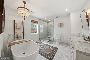 370 Holmes Dr NW, Vienna, VA 22180 - Photo 42