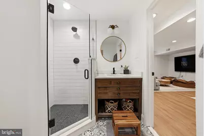 370 Holmes Drive NW, Vienna, VA 22180 - Photo 56