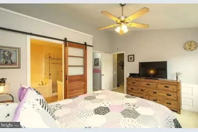 [Address not provided], Alexandria, VA 22310 - Photo 18