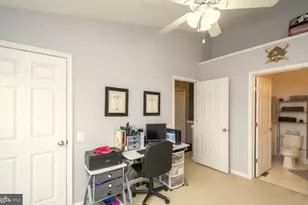 [Address not provided], Alexandria, VA 22310 - Photo 22