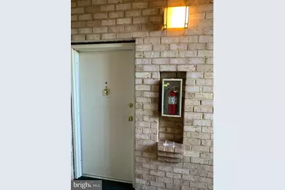 2911 Charing Cross Road #10, Falls Church, VA 22042 - Photo 2