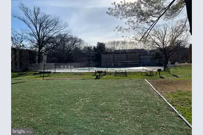 2911 Charing Cross Road #10, Falls Church, VA 22042 - Photo 18