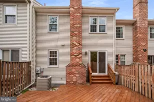 2880 Kelly Square, Vienna, VA 22181 - Photo 24