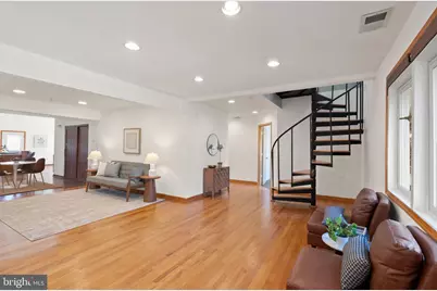 8737 Redman Street, Springfield, VA 22153 - Photo 4