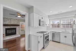 14420 Awbrey Patent Dr, Centreville, VA 20120 - Photo 2