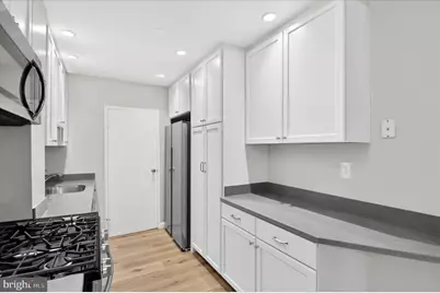 6641 Wakefield Drive #112, Alexandria, VA 22307 - Photo 8