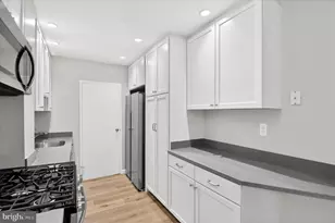 6641 Wakefield Dr, Alexandria, VA 22307 - Photo 8