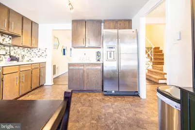 8009 Bethelen Woods Lane, Springfield, VA 22153 - Photo 10