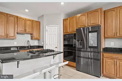 11503 Rothbury Square, Fairfax, VA 22030 - Photo 8