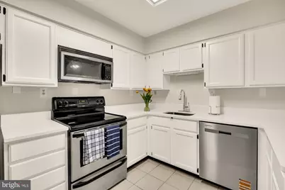 3117 Patrick Henry Drive #430, Falls Church, VA 22044 - Photo 2