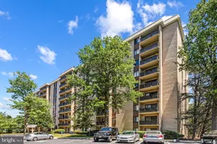 3101 S Manchester St, Falls Church, VA 22044 - Photo 1
