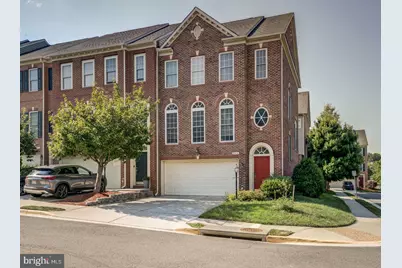 8410 Chaucer House Court, Lorton, VA 22079 - Photo 4