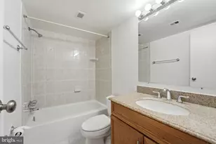 2817 Jermantown Rd, Oakton, VA 22124 - Photo 16